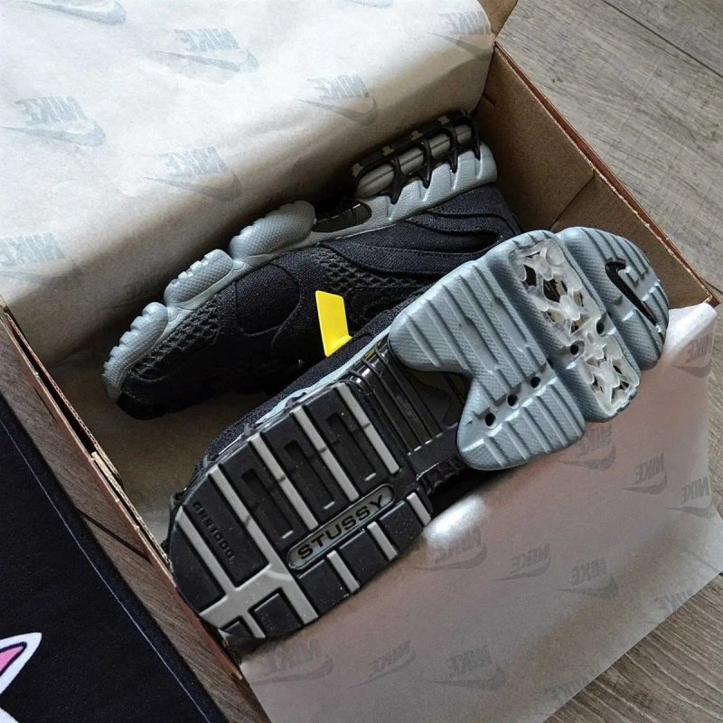 Жіночі кросівки Stussy X Nike Air Zoom Spiridon Cage 2 "Black&Grey" Розміри 36-40 — фото 3