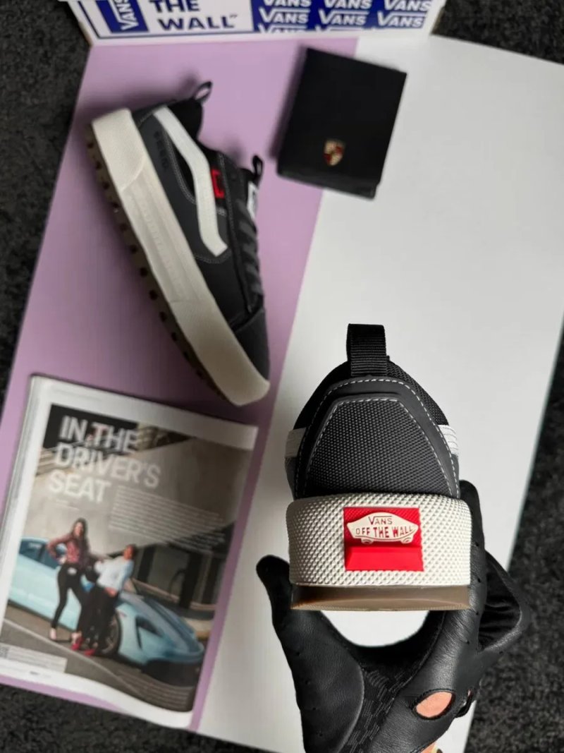 Жіночі кросівки ванс олд скул Vans Old Skool MTE-1 GTX W Grey White [37-41] — фото 5