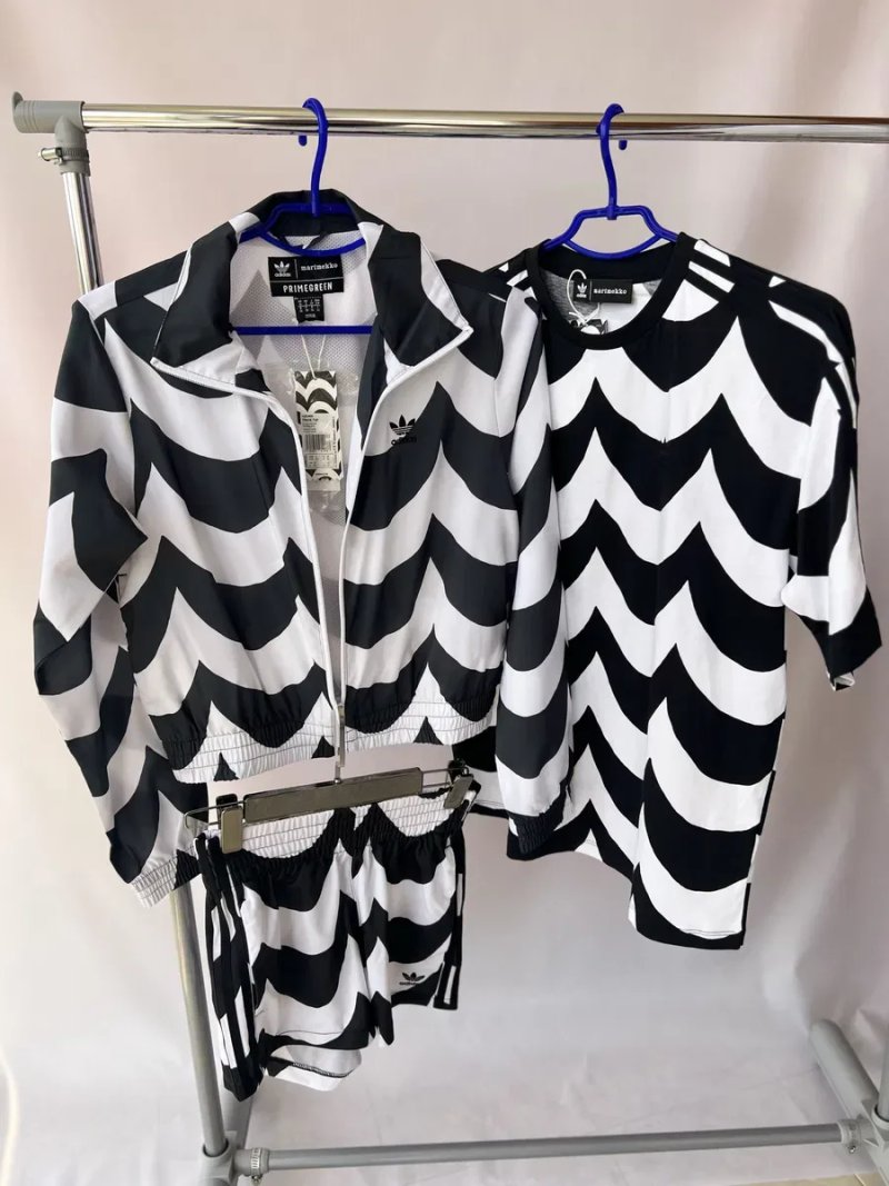 Жіночі штани adidas Always Original Laced Slim — фото 8
