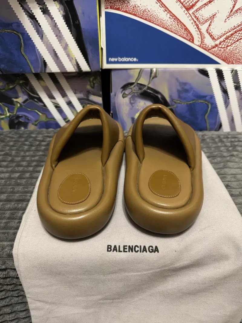 Жіночі тапочки Balenciaga Puffy Slides 39(25см) оригінал — фото 4