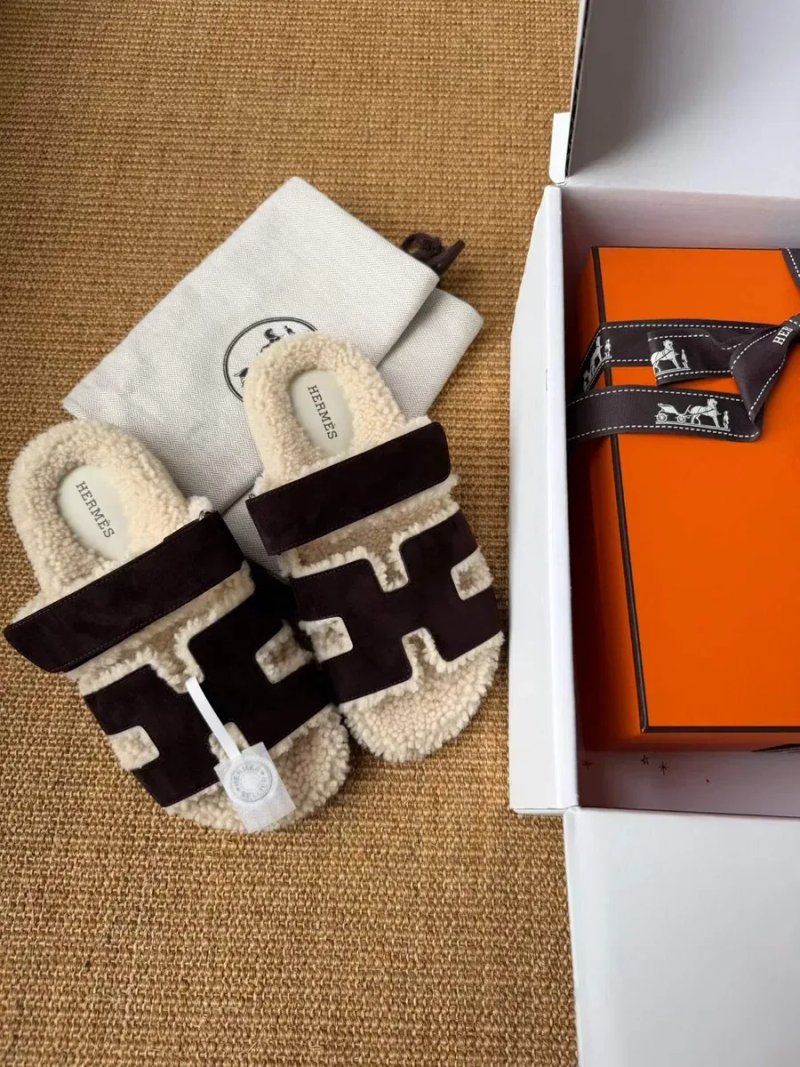 Жіночі теплі коричневі сандалі з овчиною Hermès Chypre Shearling Sandals — фото 7
