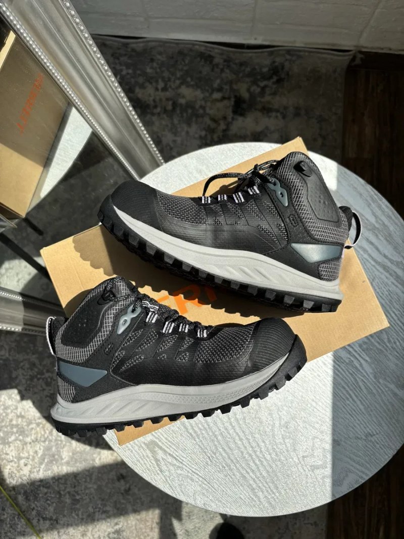 Жіночі трекінгові черевики Merrell Antora 3 Mid WaterProof Оригінал — фото 2