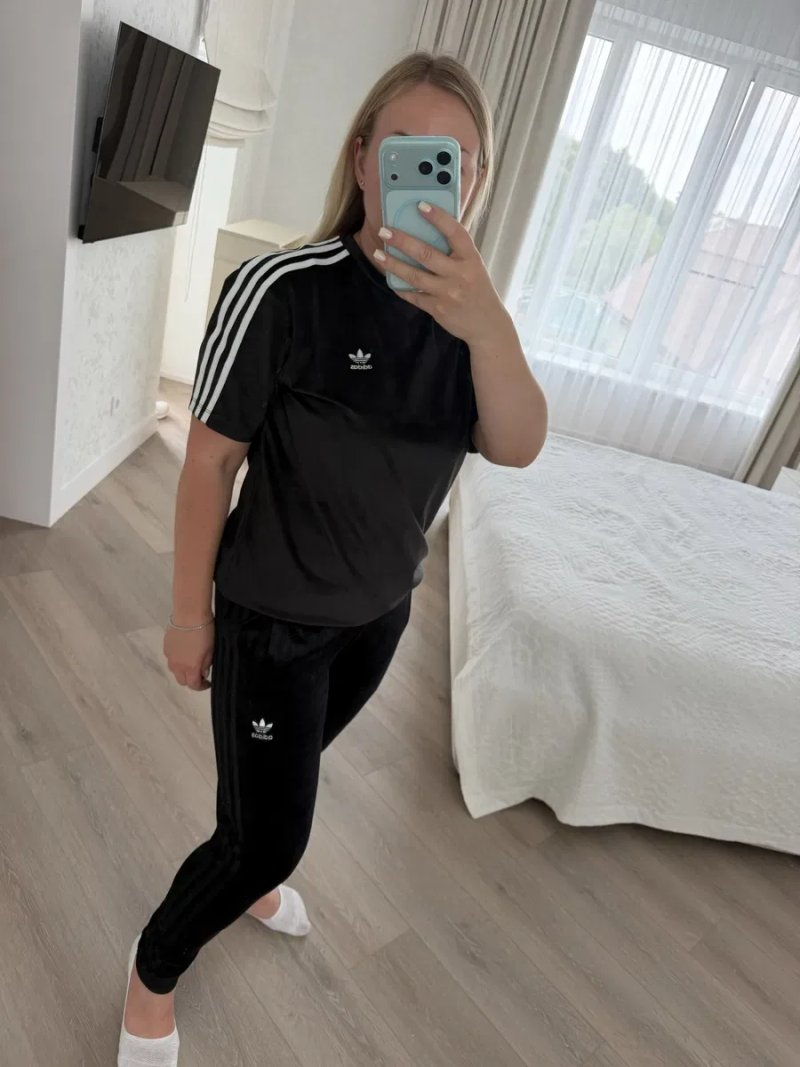 Жіночі велюрові штани Adidas Originals I Closed Hem Women — фото 4