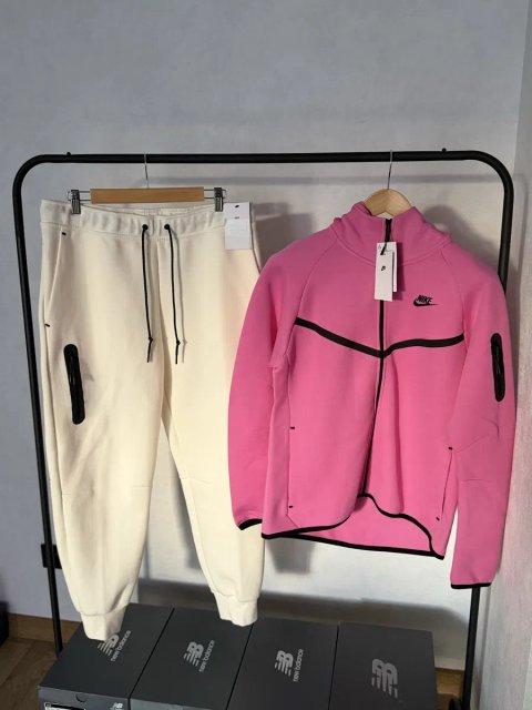 Жіночий костюм Nike Tech Fleece Оригінал (L  , XL розмір)