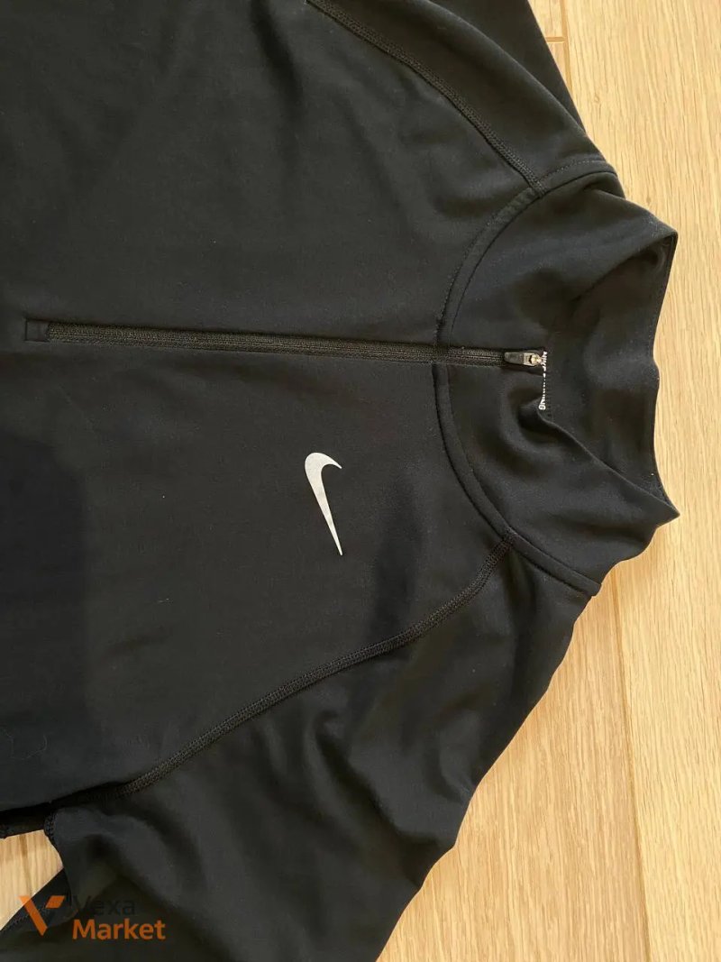 Жіночий лонгслів Nike L — фото 2
