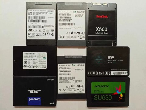 Жорсткий Диск 2.5 SSD SATAIII 128GB/240GB/256GB Samsung, SanDisk, Goodram, Adata, Silicon Power в хорошому стані