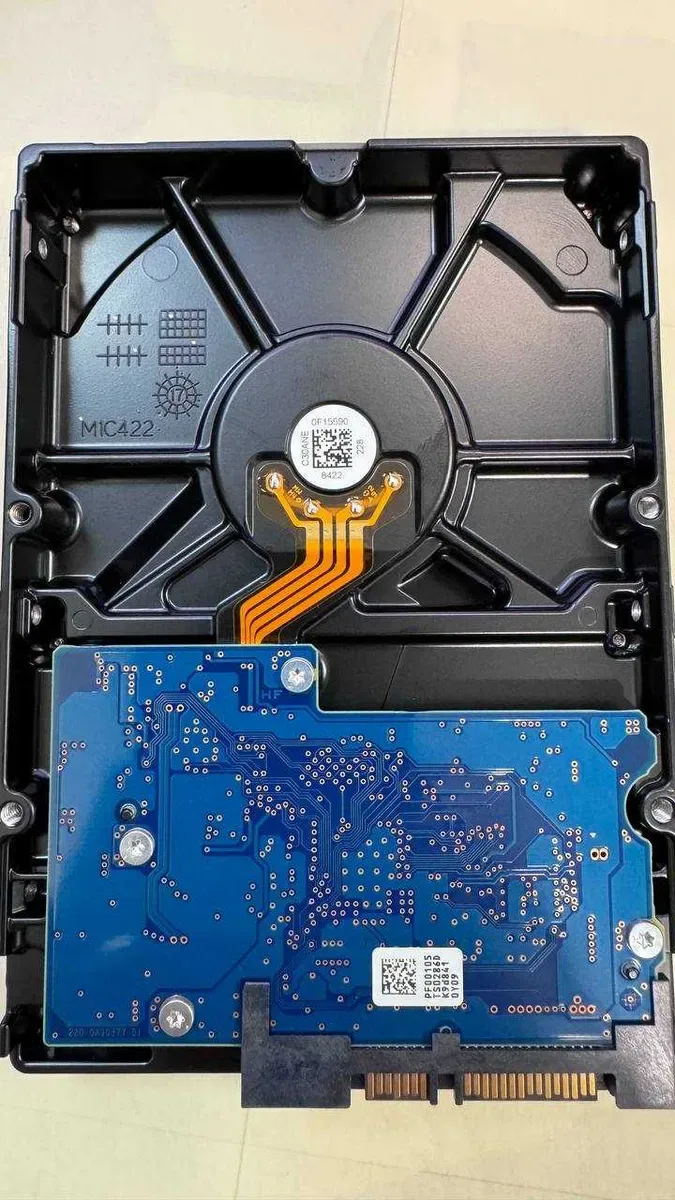 Жорсткий диск Toshiba 1TB 7200rpm 32MB DT01ACA100 3.5 SATA III — фото 3