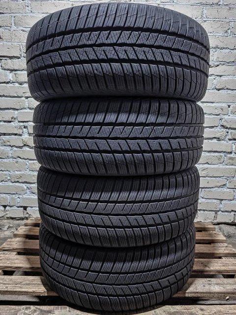 Зимові 235/55r17 Barum(Continental) | 8.5mm | Made in Slovakia | Преміум шини | Комплект / 4шт | Ідеальний стан, без пошкоджень, без ремонтів