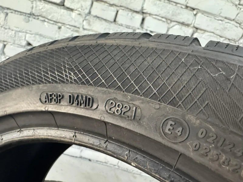 Зимові шини CONTINENTAL 235/45 r17 — фото 7