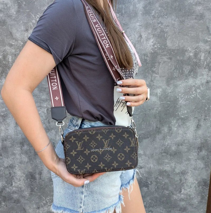 Знижка! Жіноча сумка Louis Vuitton Camera Bag Monogram, кросбоді через плече. — фото 4