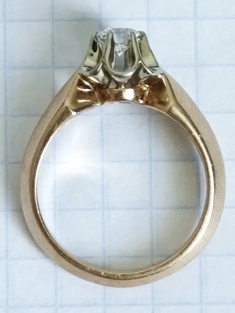 Золота каблучка, з діамантом 0.41 ct, 583 проба. — фото 4