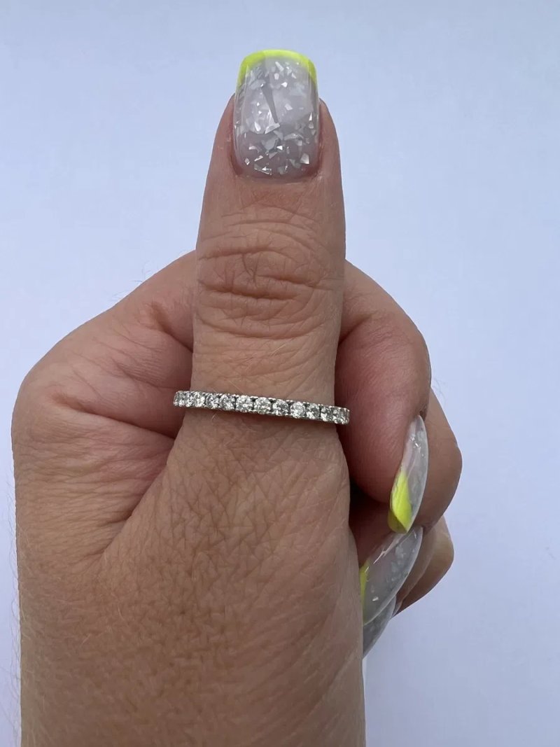 Золотое кольцо с бриллиантами  по кругу 0,76ct / р.17,5 белое золото 585 проба золота каблучка з діамантами — фото 5