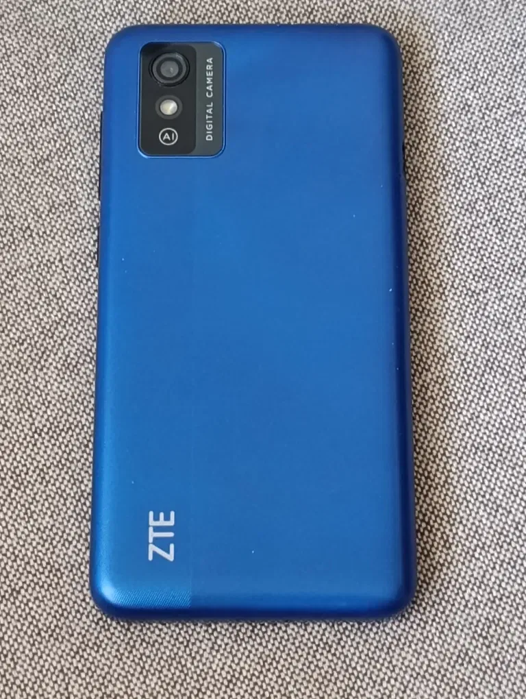 zte l9,32g отличное состояние — фото 4
