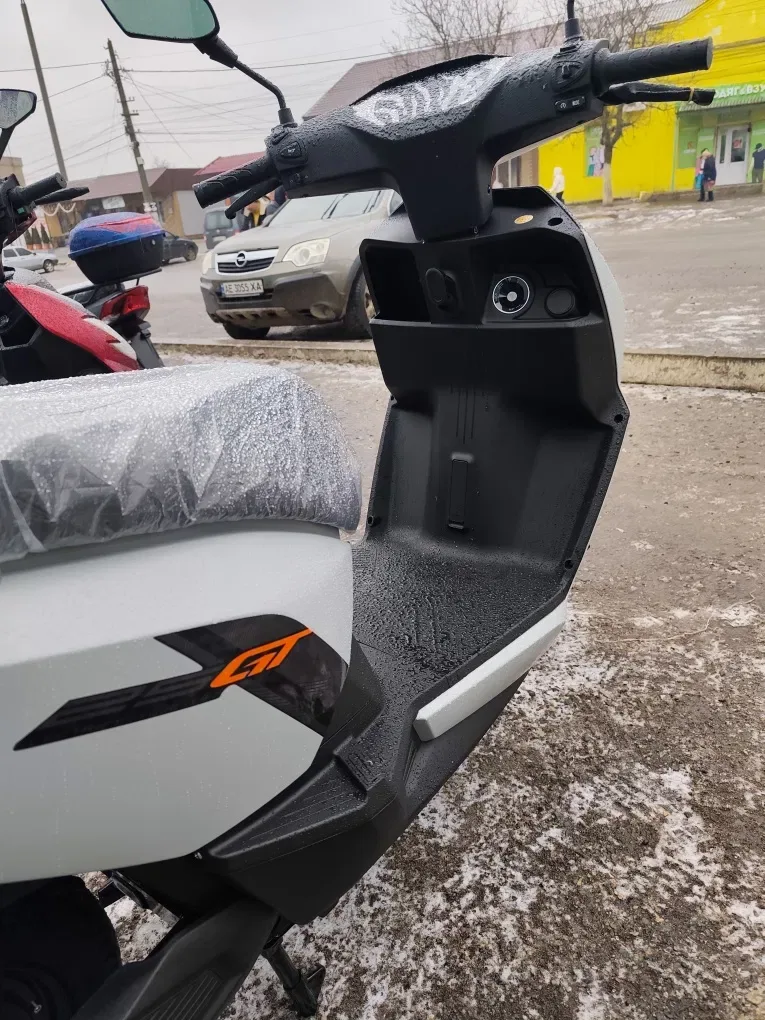 !ЗустрічайтеНовинку від світового бренду електроскутер Yadea GT25 — фото 3