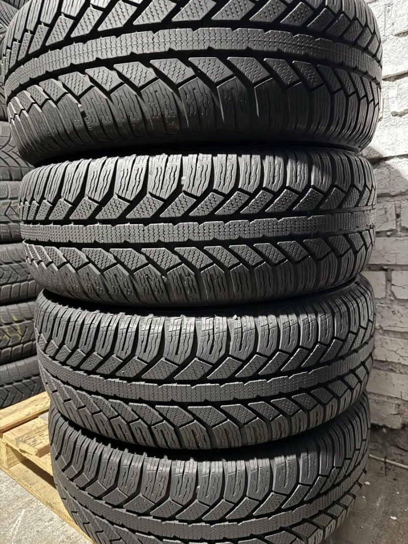 205/60 R16 Semperit Master-Grip 2 /2024рік/зима/4шт./ — фото 2