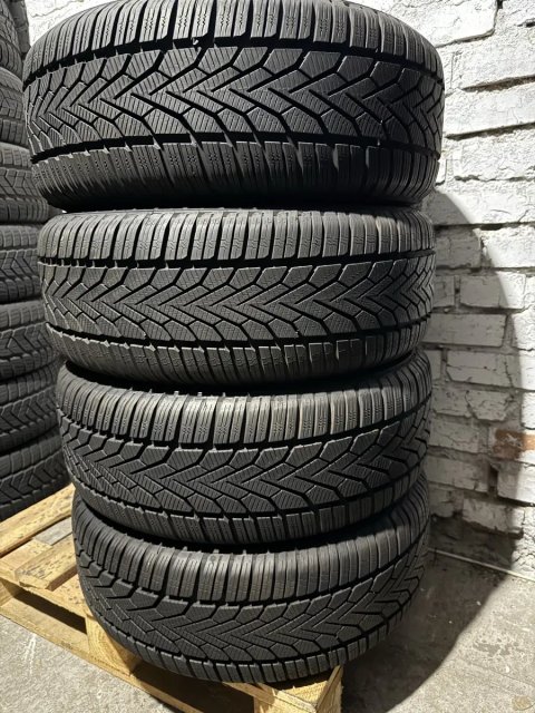 215/55 R16 Semperit Speed-Grip 2 /2025рік/Німеччина/зима/4шт./як нові/