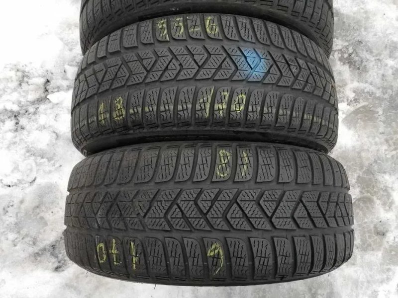 215/55 R17 98V Pirelli Sottozero3 зима 4штуки шини б/у — фото 2