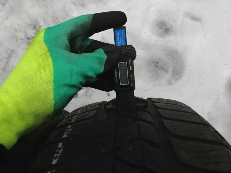 215/55 R17 98V Pirelli Sottozero3 зима 4штуки шини б/у — фото 6