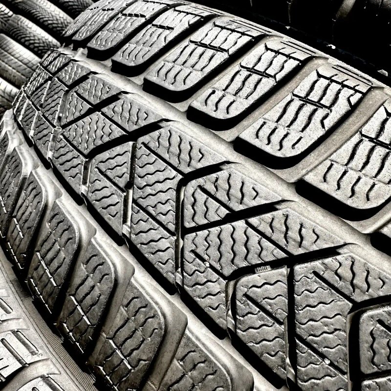215/60/16 Pirelli Sottozero3 | 85%остаток | зимние шины | 2025г — фото 5