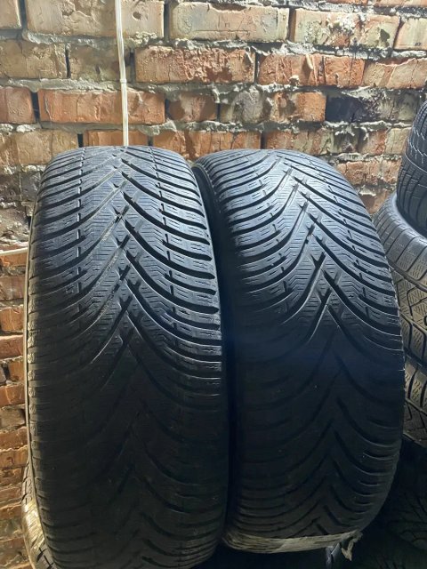 215/60 R16 Kleber Krisalp 19г пара шин зимних.