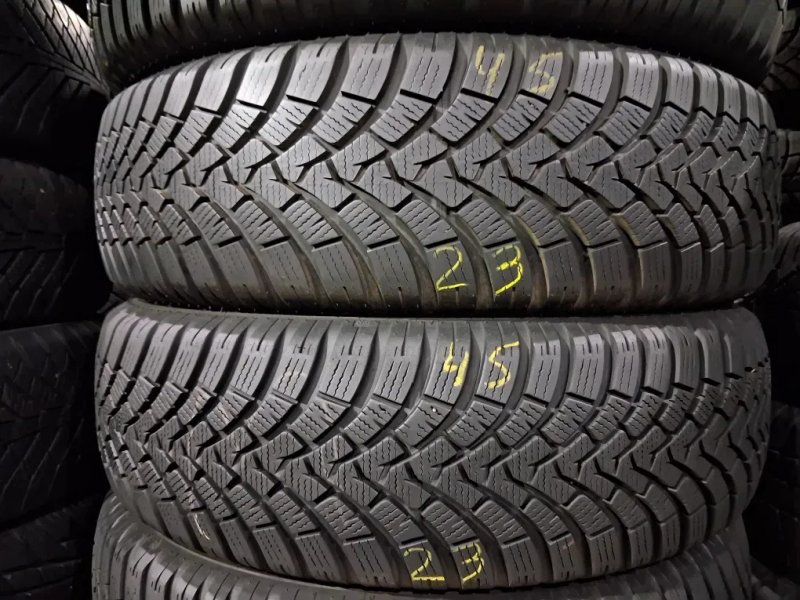 215/70 R16 Falken winter Hs 01 шини б/в зима  Комплект , Пара — фото 3