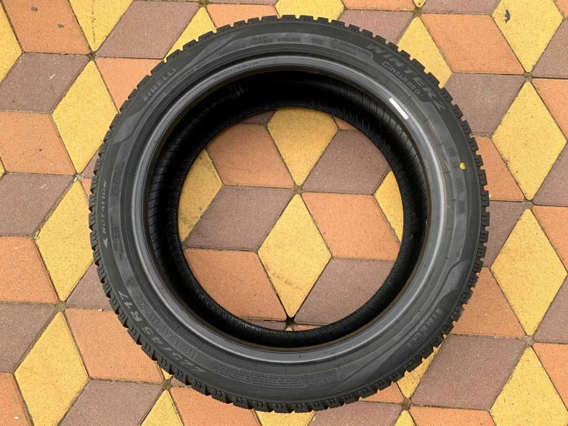 225/45 R17 94V XL Pirelli Cinturato Winter 2 / Зимові шини / 2023 — фото 6
