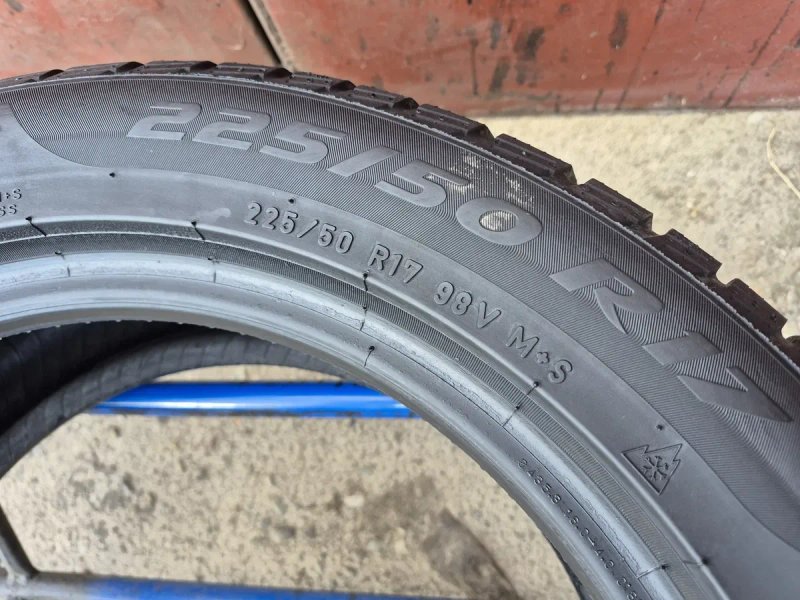 225/50/17 R17 Pirelli Sottozero 3 4шт ціна за 1шт шини — фото 7