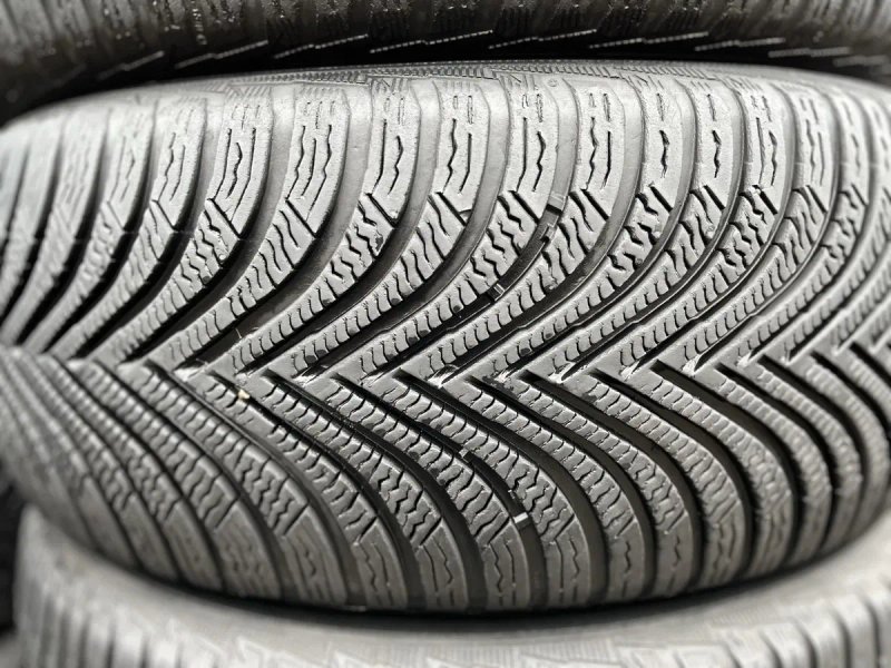225/55/R17 (зима) Michelin Alpin5 Склад Шин Дружківська 12 — фото 2