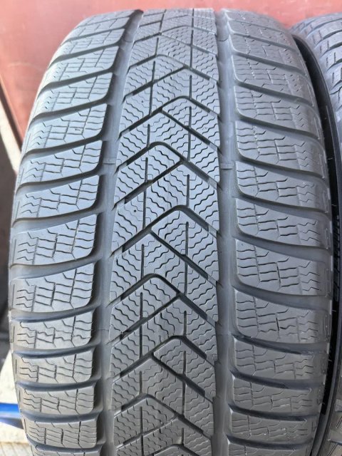 235/35/20 R20 Pirelli Sottozero3 winter зима 4 шт ціна за 1 шт