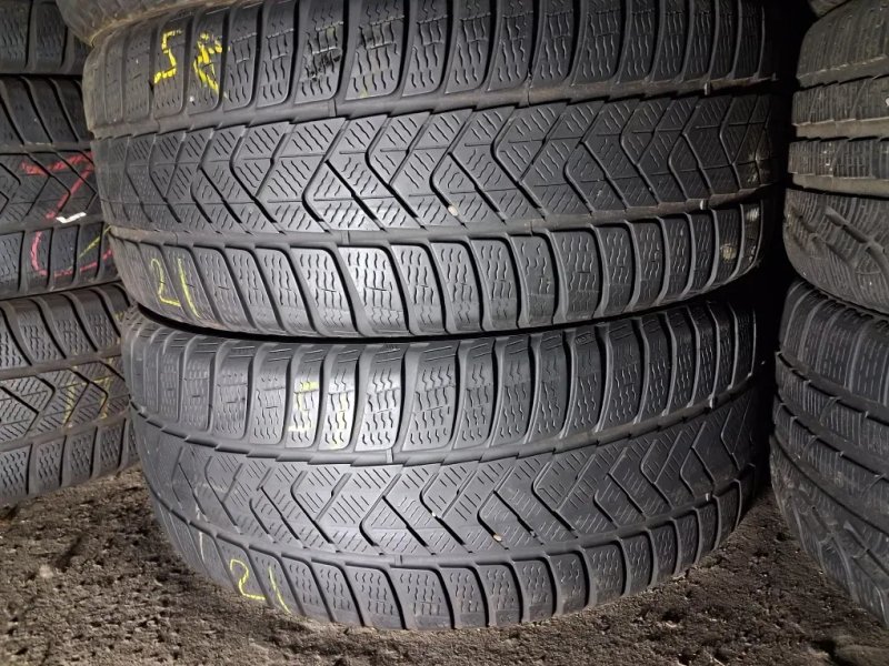 235/45 R18 Pirelli Sottozero 3 Комплект , ПАРА Зимова резина — фото 4