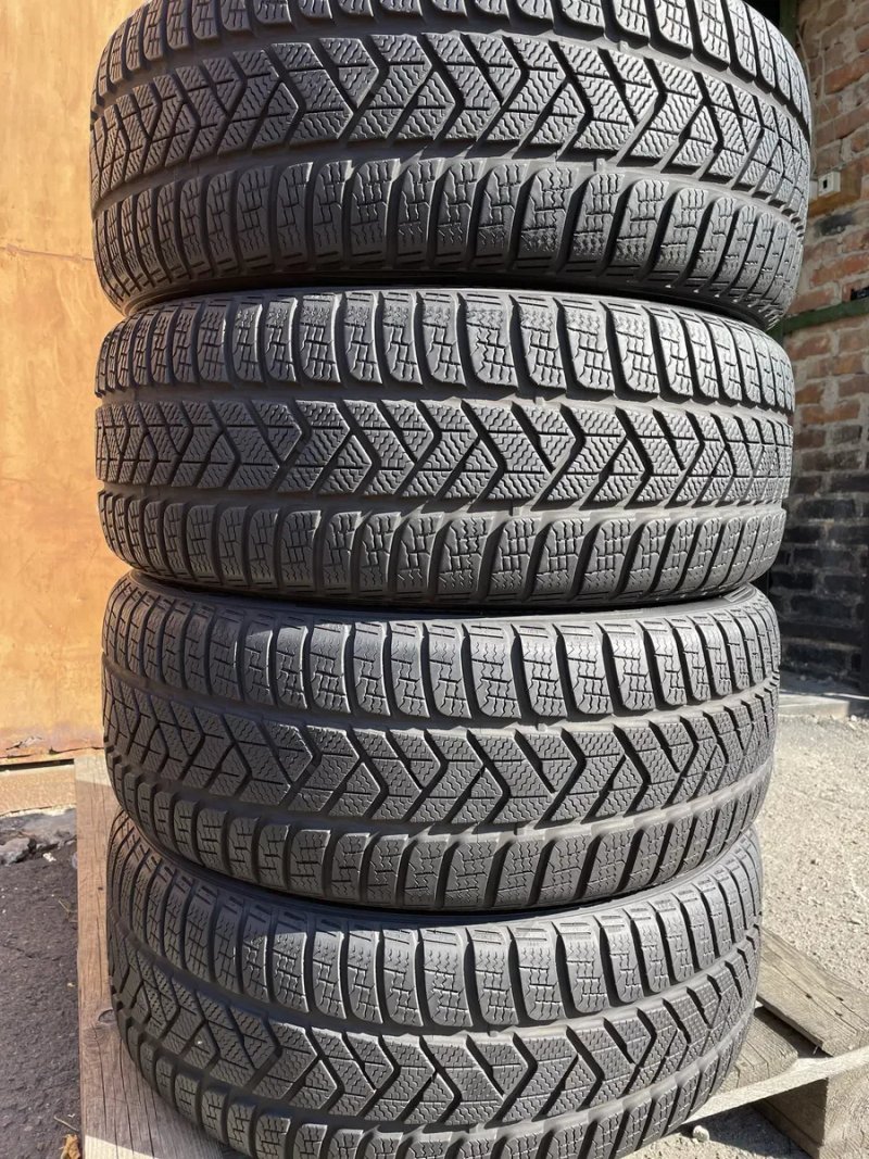 235/45 R19 Pirelli Winter Sottozero 3 / 4шт./ 2025 рік./ як нові — фото 2