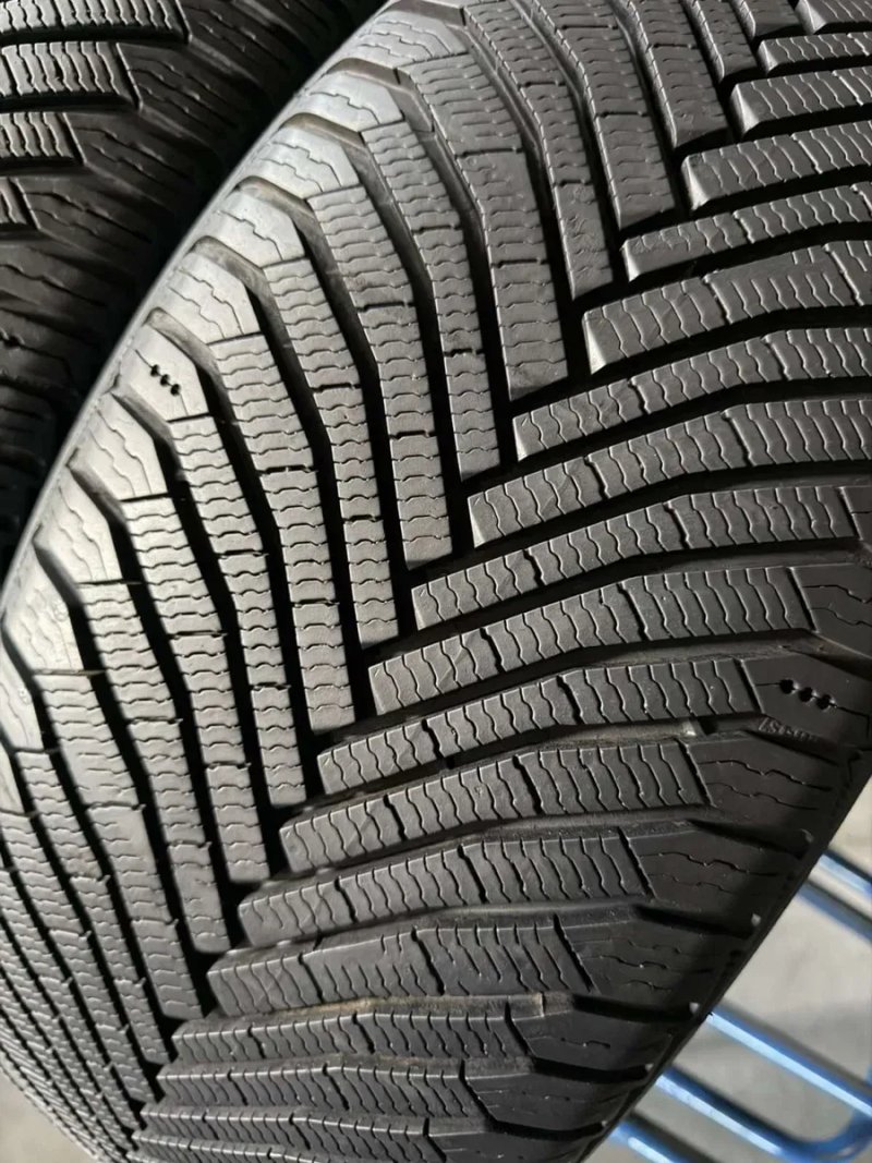 235/50/19 R19 Michelin Pilot Alpin 7 4шт зима — фото 2