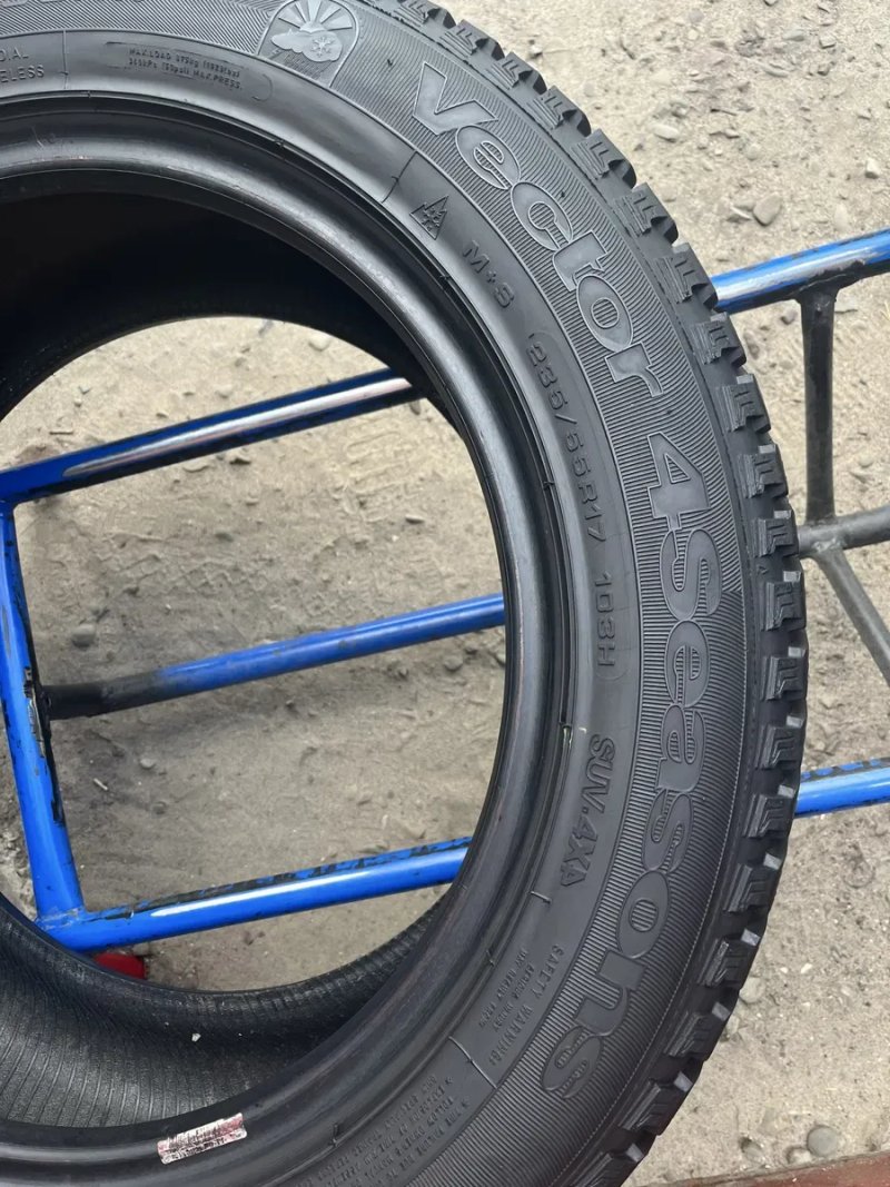 235/55/17 R17 Goodyear Vector4Season всеснзонні 4 шт ціна за 1 шт — фото 6