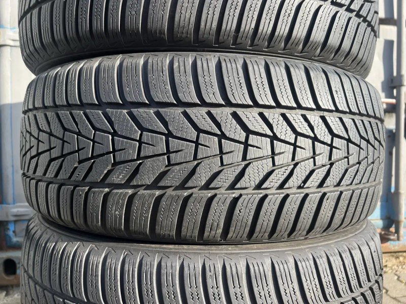 235/55 R18 Hankook 4шт 5.5мм-6мм/7мм Залишок протектора — фото 2
