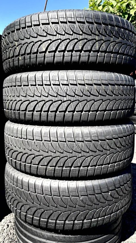 235/60/18 Bridgestone Blizzard LM-80 evo | 95%остаток | зимние шины | 2025г