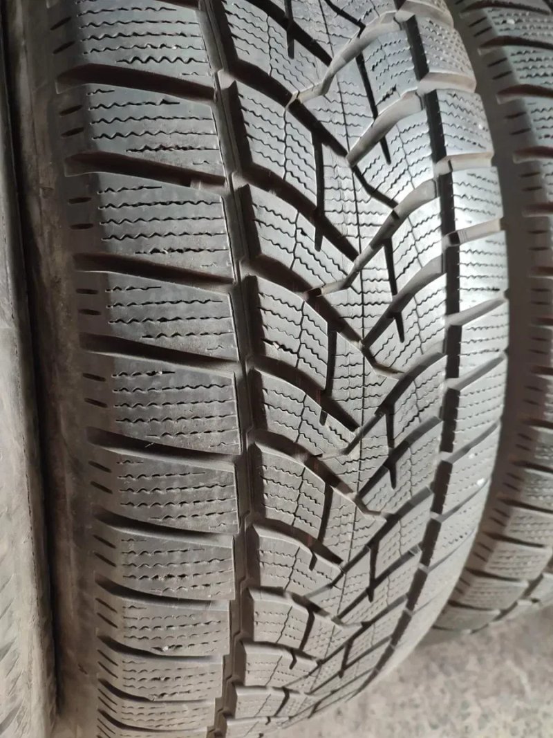 18 235 60 Dunlop WinterSport5 резина зима — фото 2