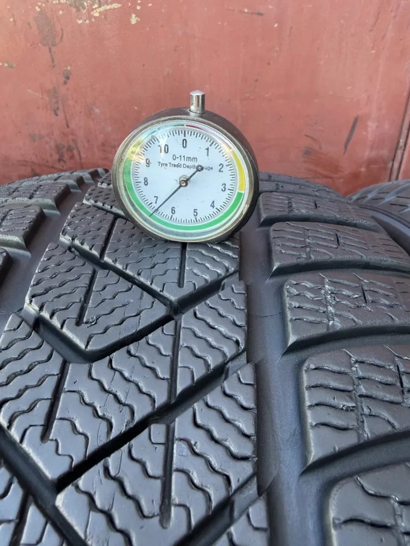 255/40/20 R20 Pirelli Sottozero3 winter зима 4 шт ціна за 1 шт — фото 3