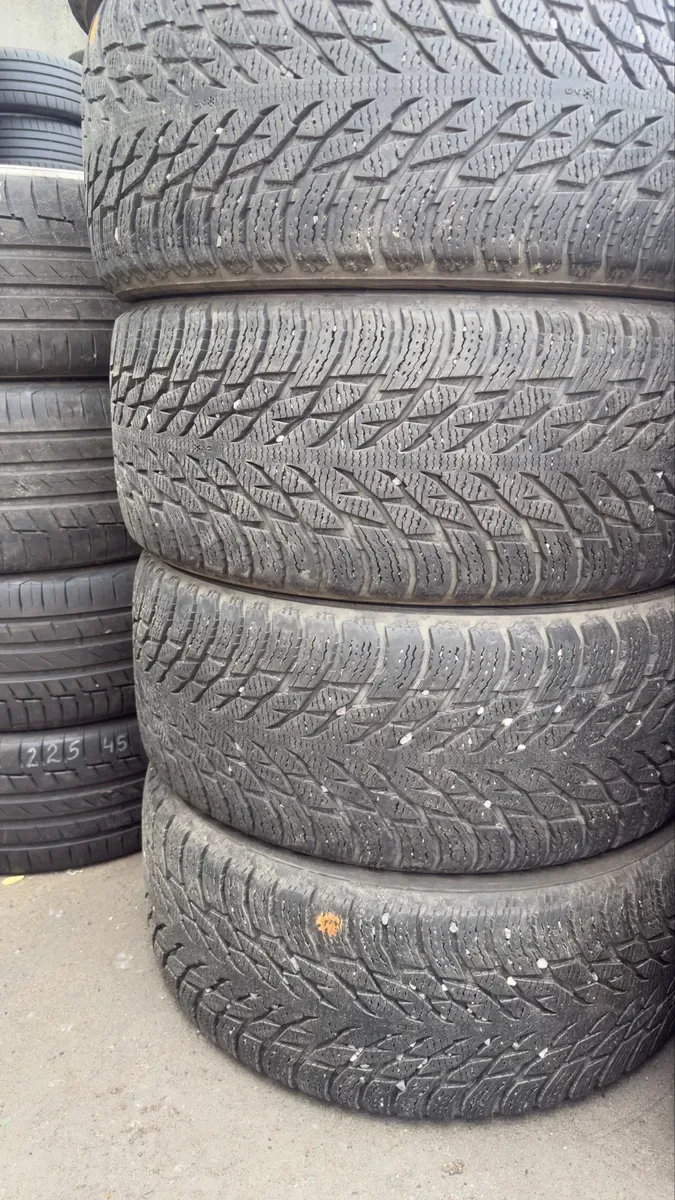 255/45/19 Nokian Hakkapeliitta R3 SUV — фото 3