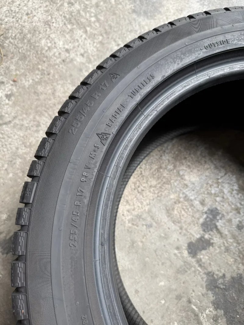 255/45 R17 Continental ContiWinterContact TS830 /Чехія/як нові/4шт./зима/ — фото 8