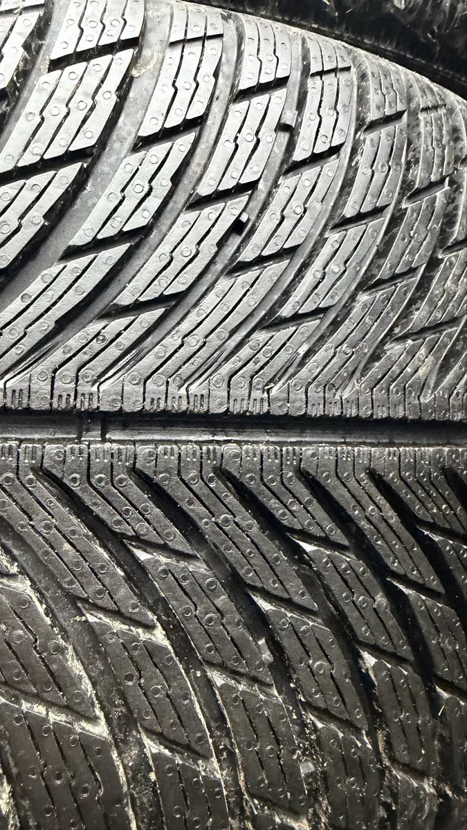 265/35/20 Michelin Pilt Alpin 5 — фото 6