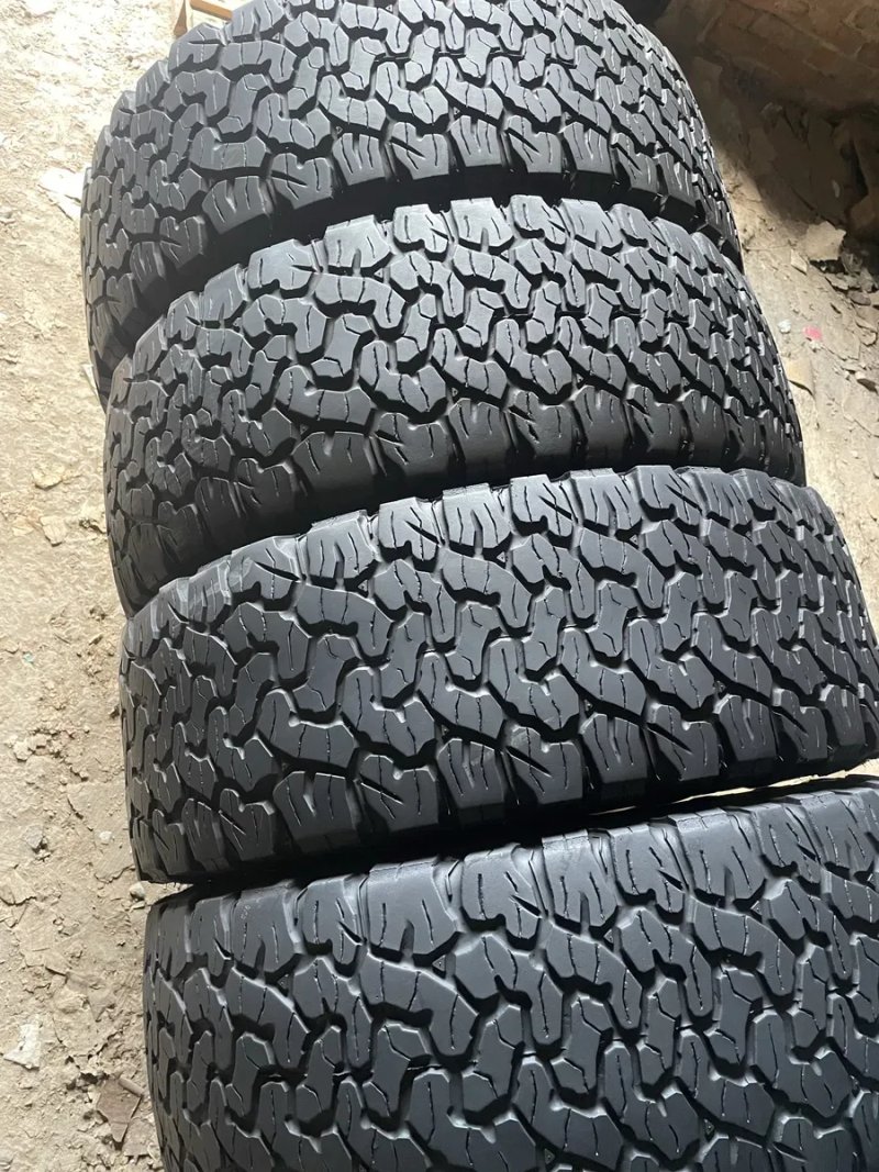 265/60 R18 BFGoodrich All Terrain T/A KO2 / USA / болотні шини — фото 4