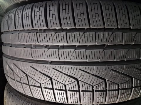 275/35 R20 Pirelli Sottozero 2 RSC шини б/у зима Комплект , ПАРА