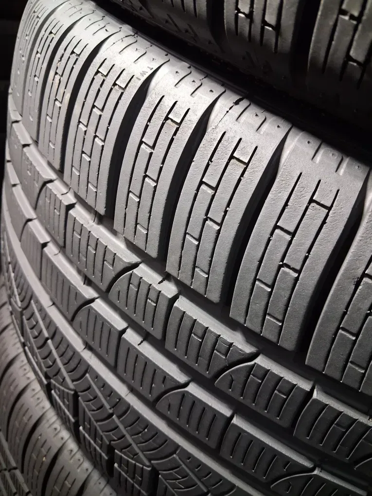 275/35 R20 Pirelli Sottozero 2 RSC шини б/у зима Комплект , ПАРА — фото 2