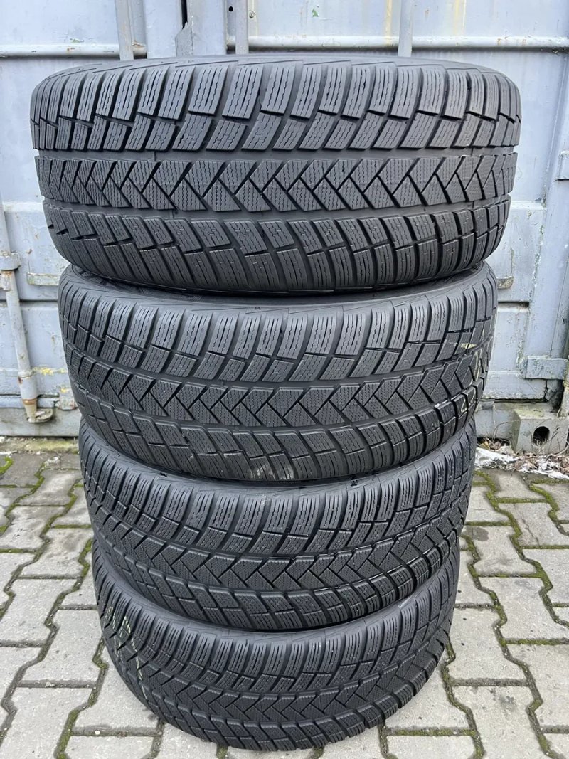 275/50 R20 Vredestein 4шт 2025рік 7мм-7.5мм Залишок протектора — фото 7