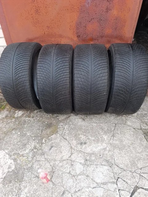 285/30 R22 Michelin Pilot Alpin 5