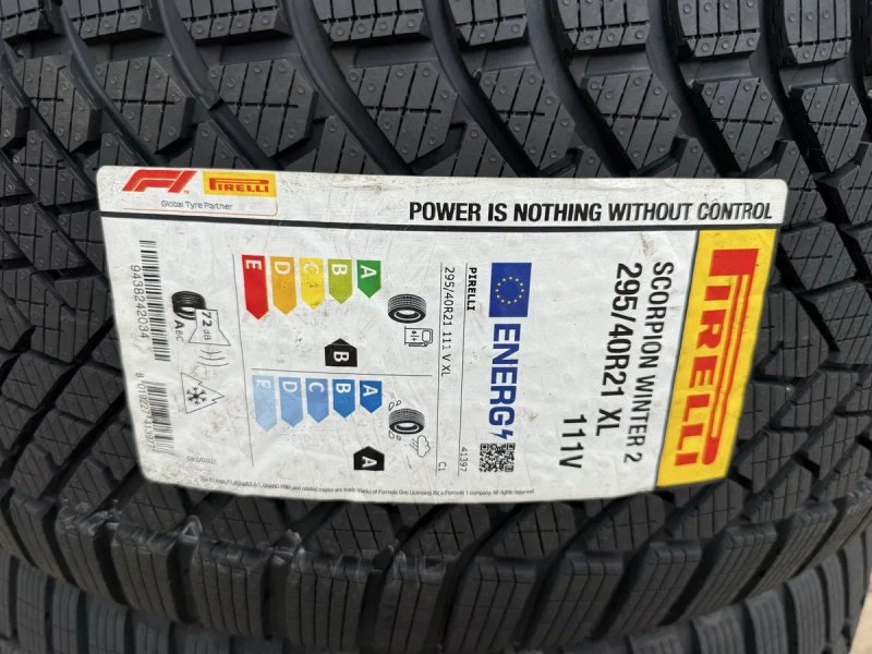 295/40 r21 Pirelli Scorpion Winter 2 НОВАЯ Резина зимняя — фото 2