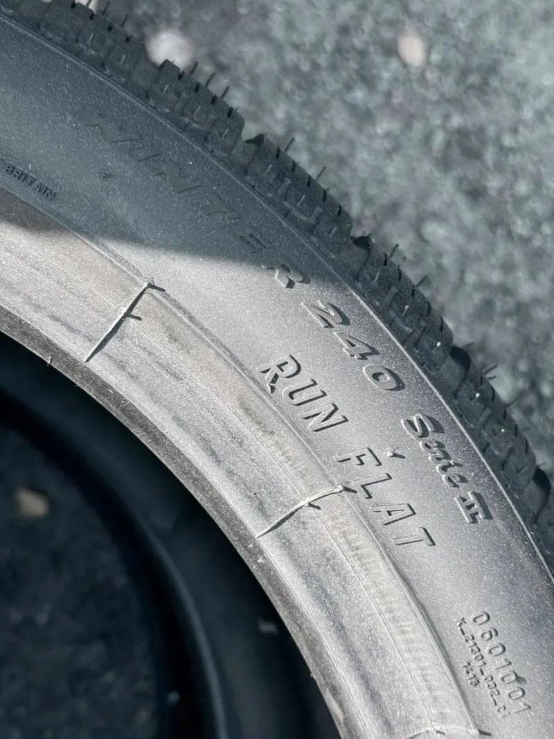255 35 18 Pirelli Winter 240 SottoZero 2 RSC НОВІ 100% 2026 Шини Зима — фото 4