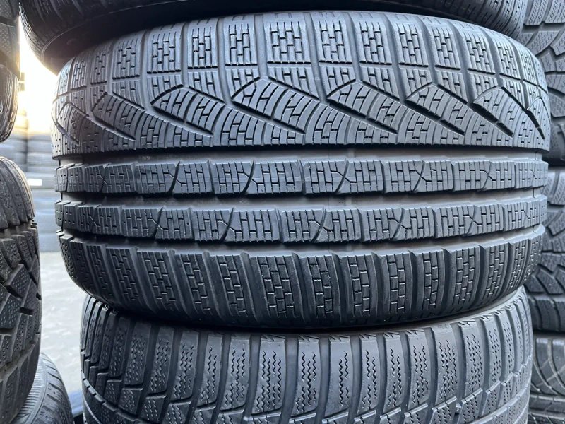 255 35 R19(зима) Pirelli Sottozero вул.Дружківська12 — фото 4