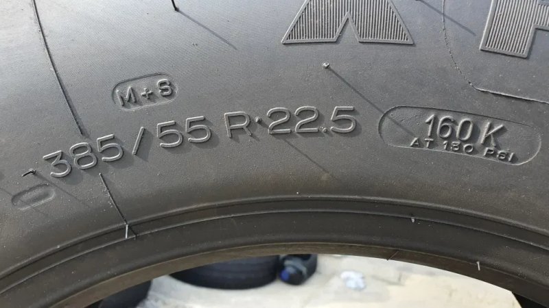 385/55 R22.5  1шт Michelin (Мішелін) Авторезина, шини. — фото 4