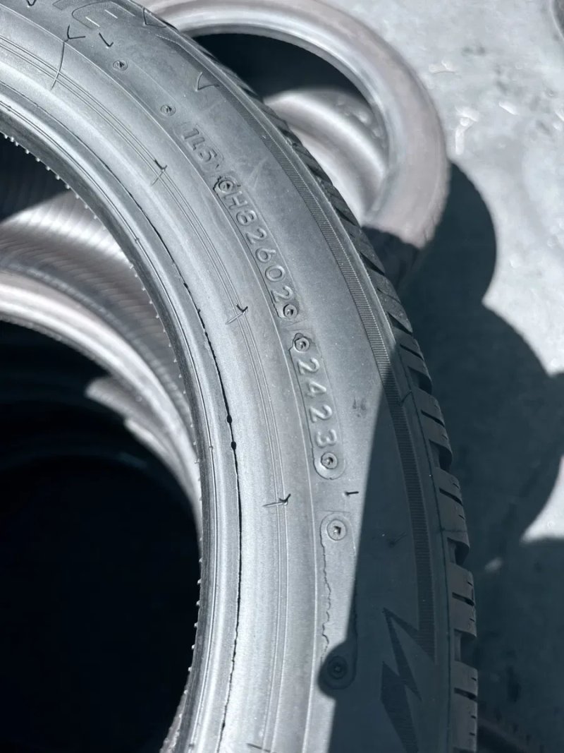 225 45 17 Bridgestone Blizzak LM005 90% 2023 Шини Зима — фото 6